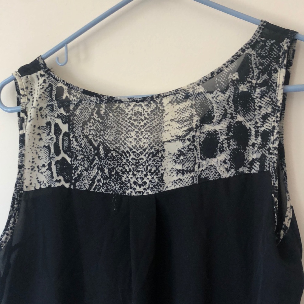 Summer top - Picture 3 of 4